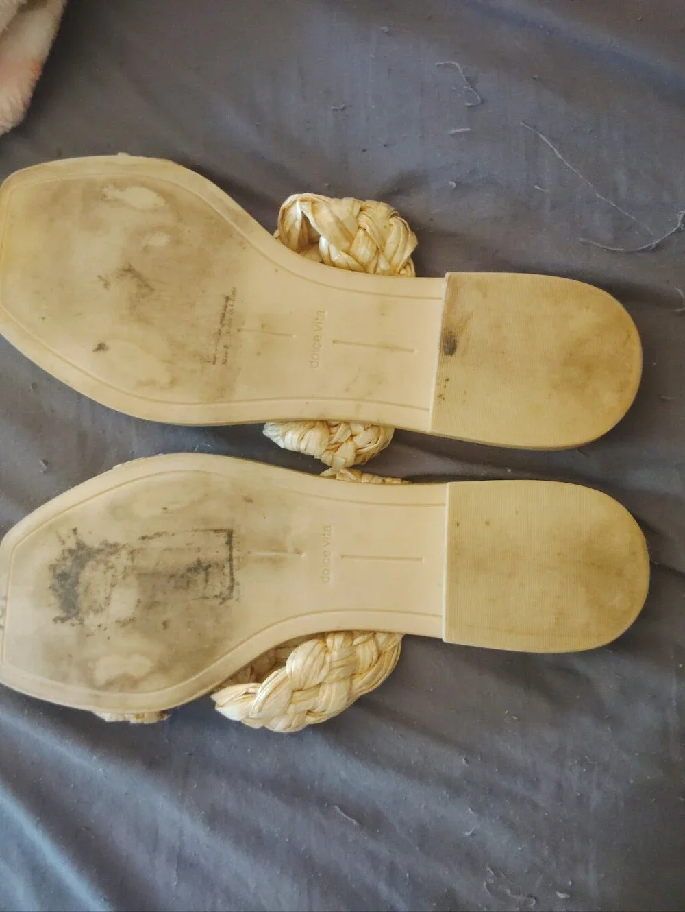 DOLCE VITA Indy Raffia Sandal - Size 8